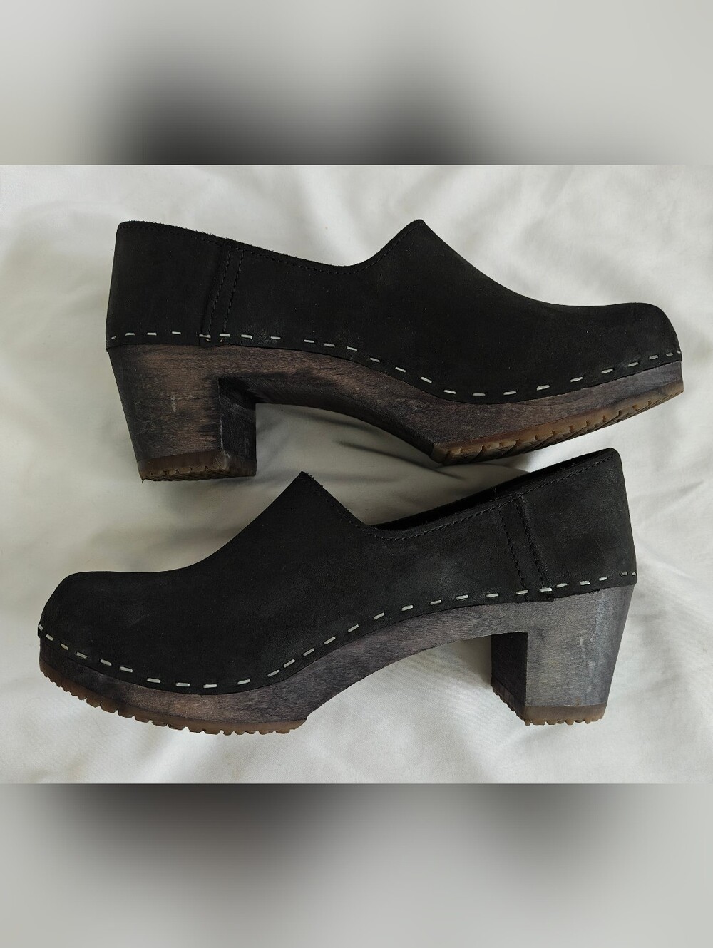 Sandgrens Bridget Black Leather Closed Back Wood Heel Clogs Size 7